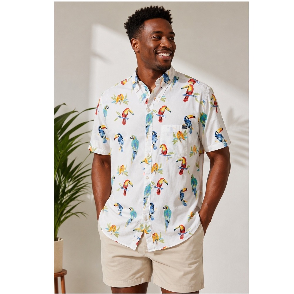 Chubbies Tropical Toucan Parrot Button Up Shirt Men's Large Regular Fit Short